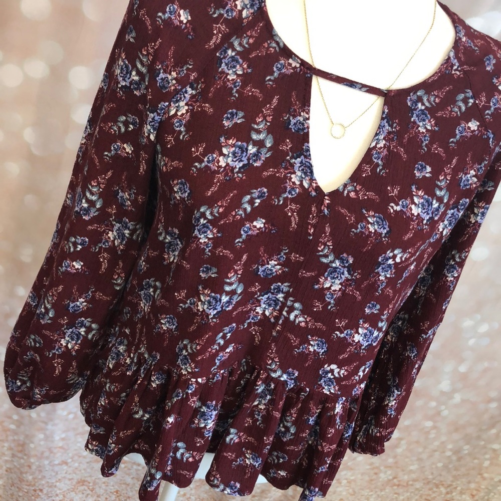 American Eagle Ruffled Top